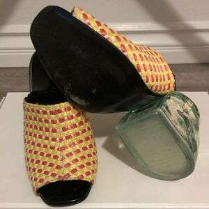 Stylish Woven Women's Mules